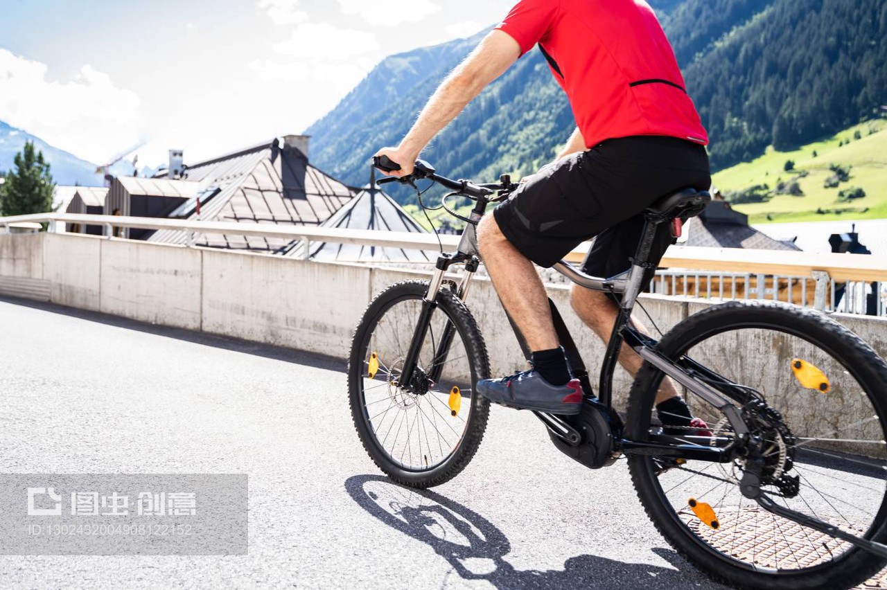 城市騎行新趨勢(shì) 自行車與電動(dòng)自行車的雙軌并行